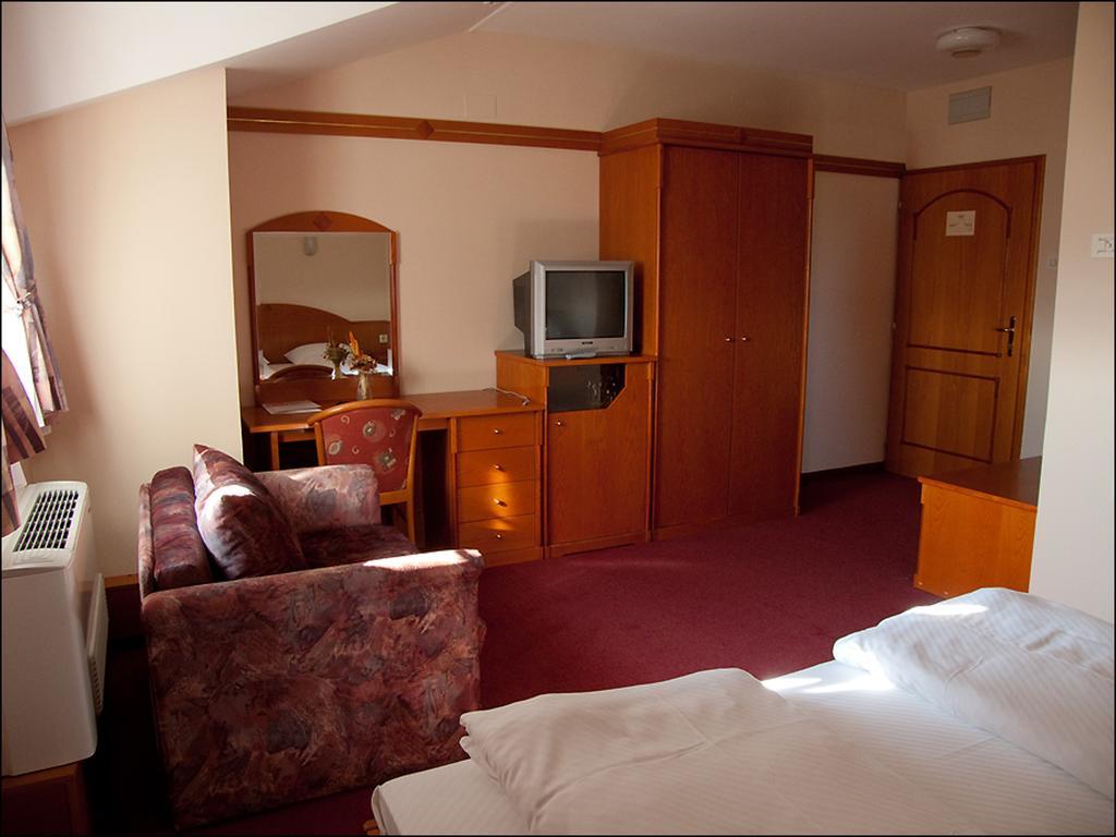 Hotel Lagus Gornji Kneginec Dış mekan fotoğraf